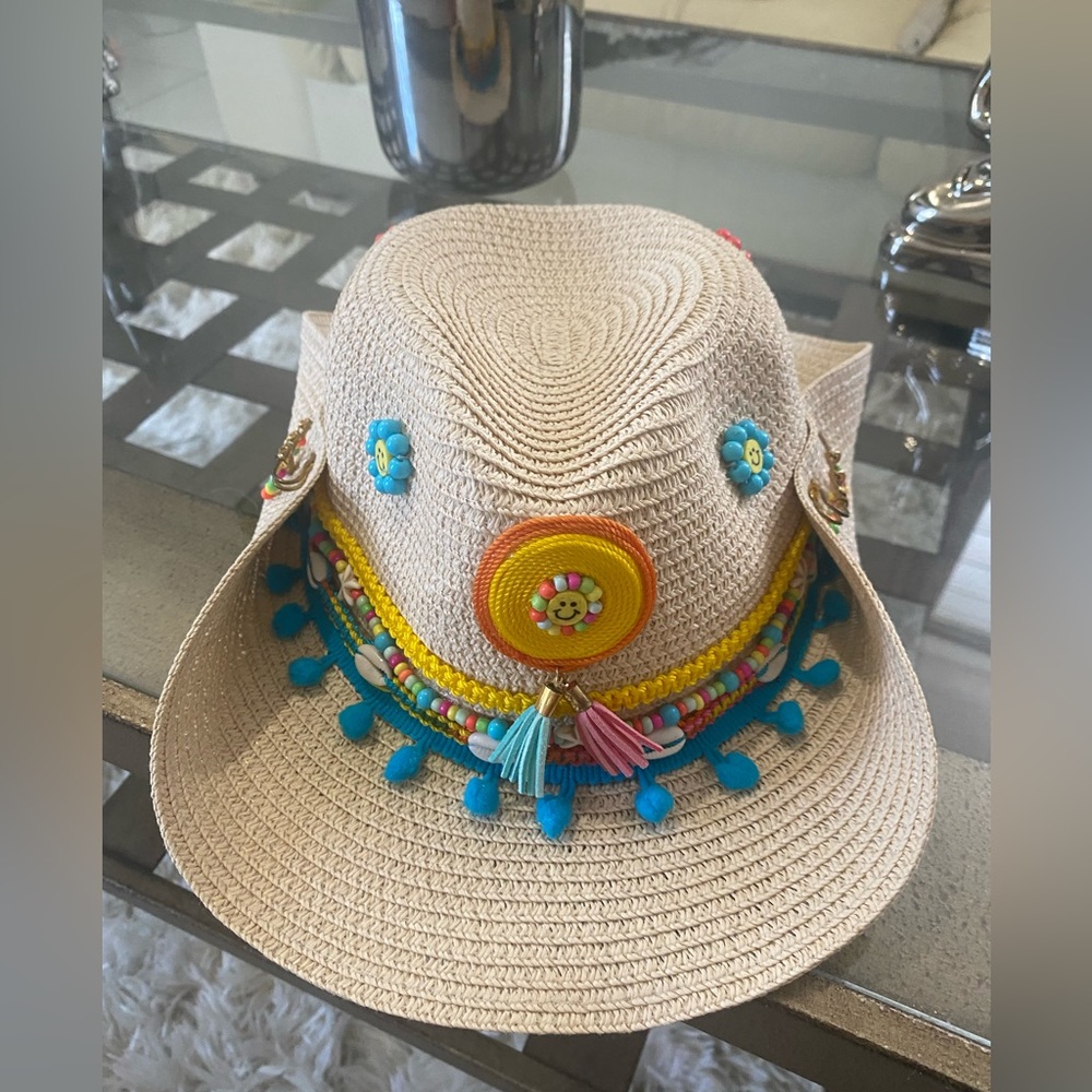 Straw hat - Picture 9 of 9